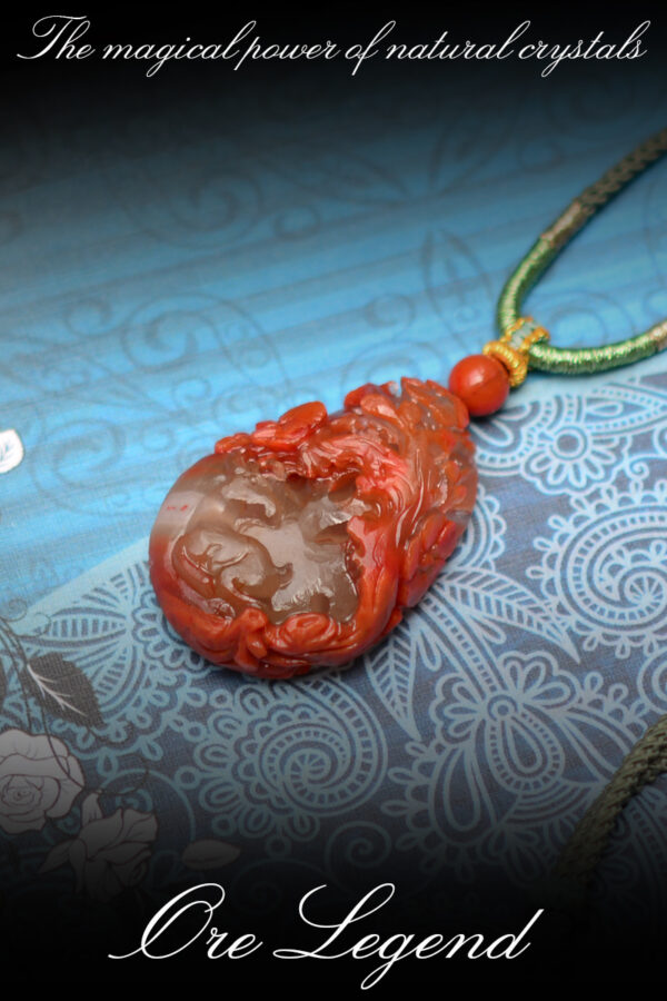 CASVIA  Ultra-High-Quality Natural South Red Agate Pendant Necklace with Plum Blossom and Deer Motif - 图片 2