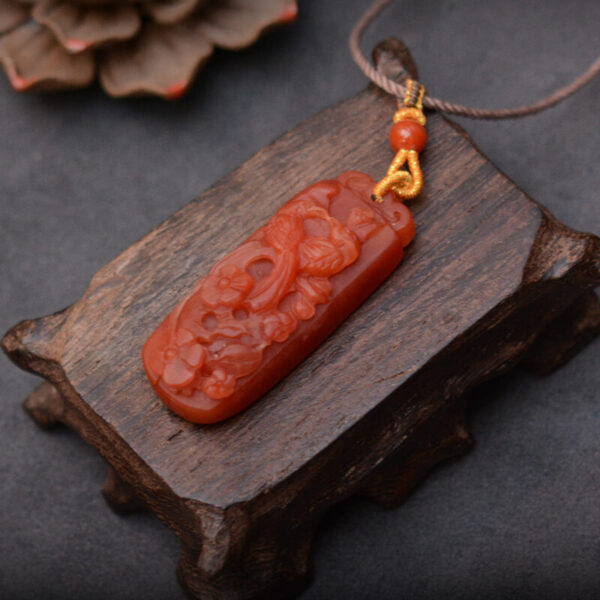 CASVIA High-quality natural raw South Red Agate carved pendant necklace with a magpie motif for good luck