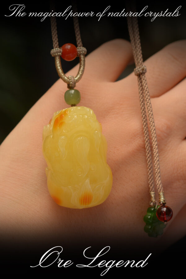 CASVIA Heritage Refined: Handcrafted Amber Pixiu Necklace with Hetian Jade and South Red Agate - 图片 5