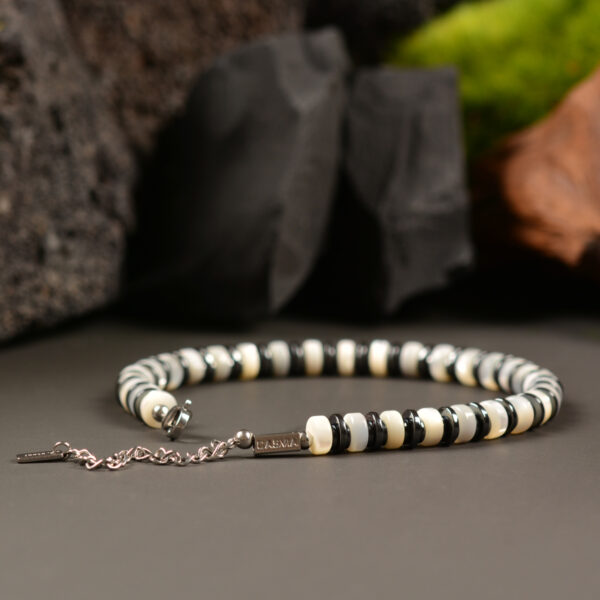 Casvia original mens hematite bracelet Shell and stainless steel adjustable chain Silvery white beaded bracelet for men Handmade Versatile for casual and business Ideal for oneself or boyfriend - 图片 3