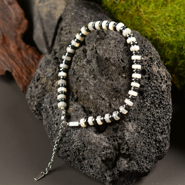 Casvia original mens hematite bracelet Shell and stainless steel adjustable chain Silvery white beaded bracelet for men Handmade Versatile for casual and business Ideal for oneself or boyfriend - 图片 4