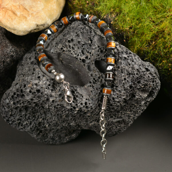 CASVIA Tiger Eye Chakra Mens Bracelet Paired with Hematite and a Stainless Steel Adjustable Chain A Stylish Mens Jewelry Perfect as a Friend Bracelet for Yourself, Father and Friends - 图片 7