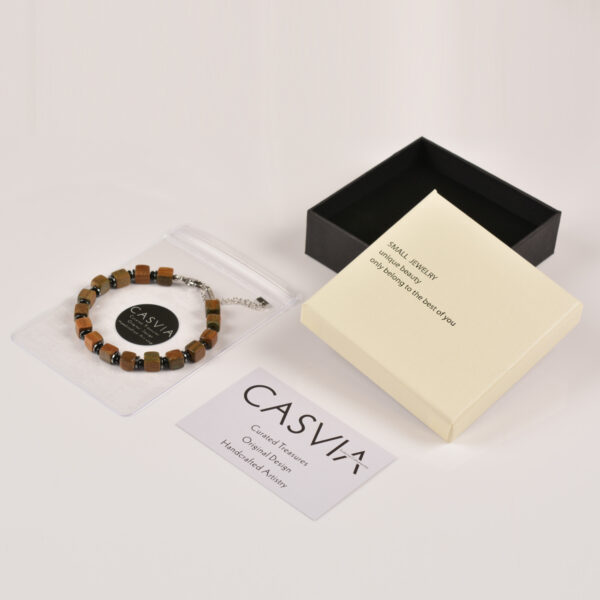 Casvia's original mens bracelet crafted with Verawood With black onyx and hematite spacers stainless steel adjustable chain natural fragrance and chakra elements Ideal for oneself or friends - 图片 7